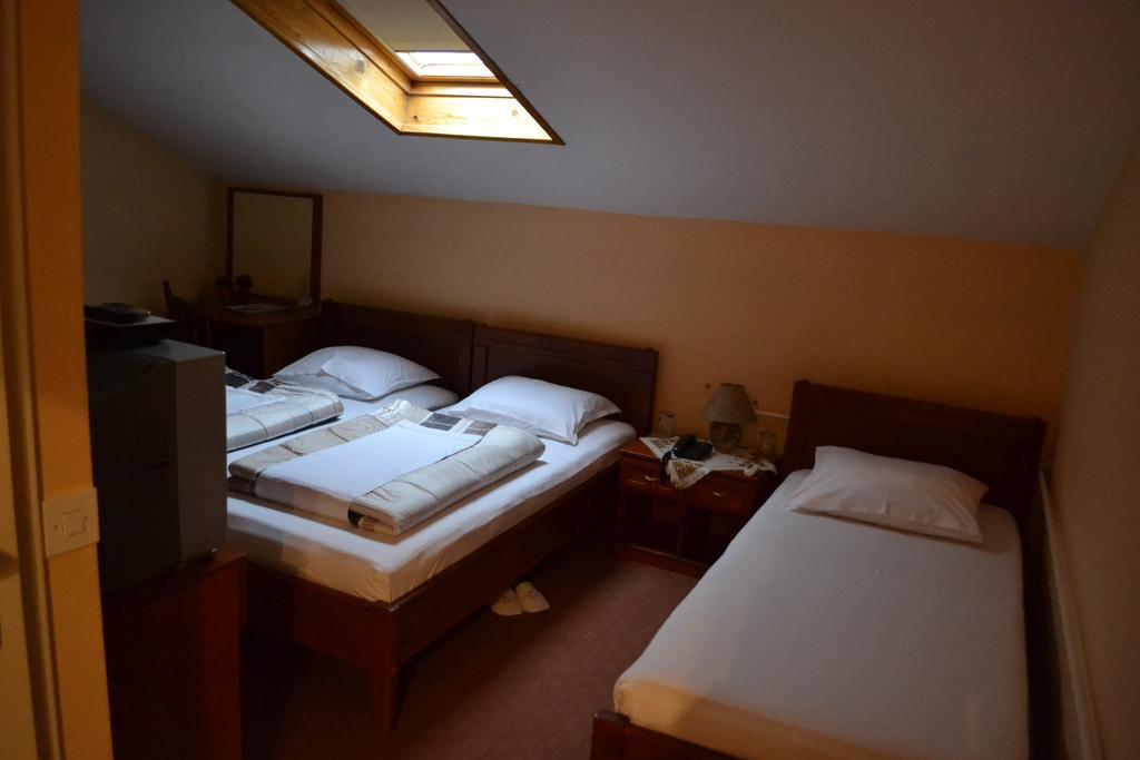 Ada Hotel Sarajevo Bilik gambar